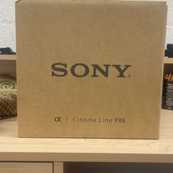 Sony FX6 Cinema Camera