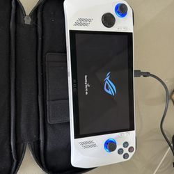 ROG ASUS Ally Z1 Extreme + Travel Case