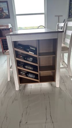 Dining set