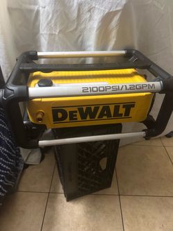 DeWalt 2100 PSI Electric Pressure Washer