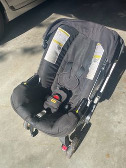 Doona Convertible Car Seat/Stroller