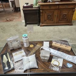 Wedding Decorations. New And Like New!