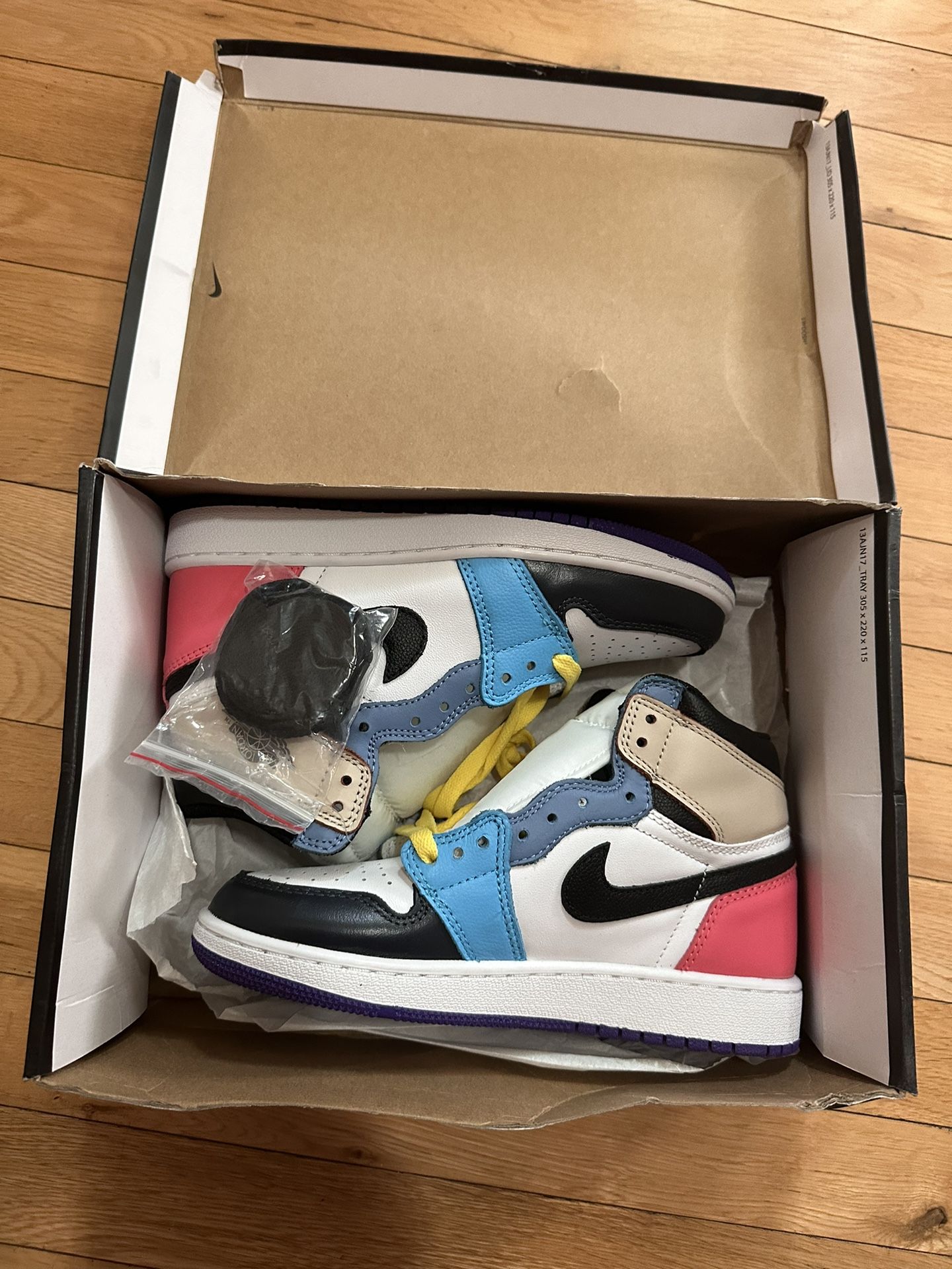 NIKE AIR JORDAN 1 COLOR MATCHING