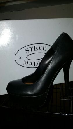 SteveMadden heels size 8