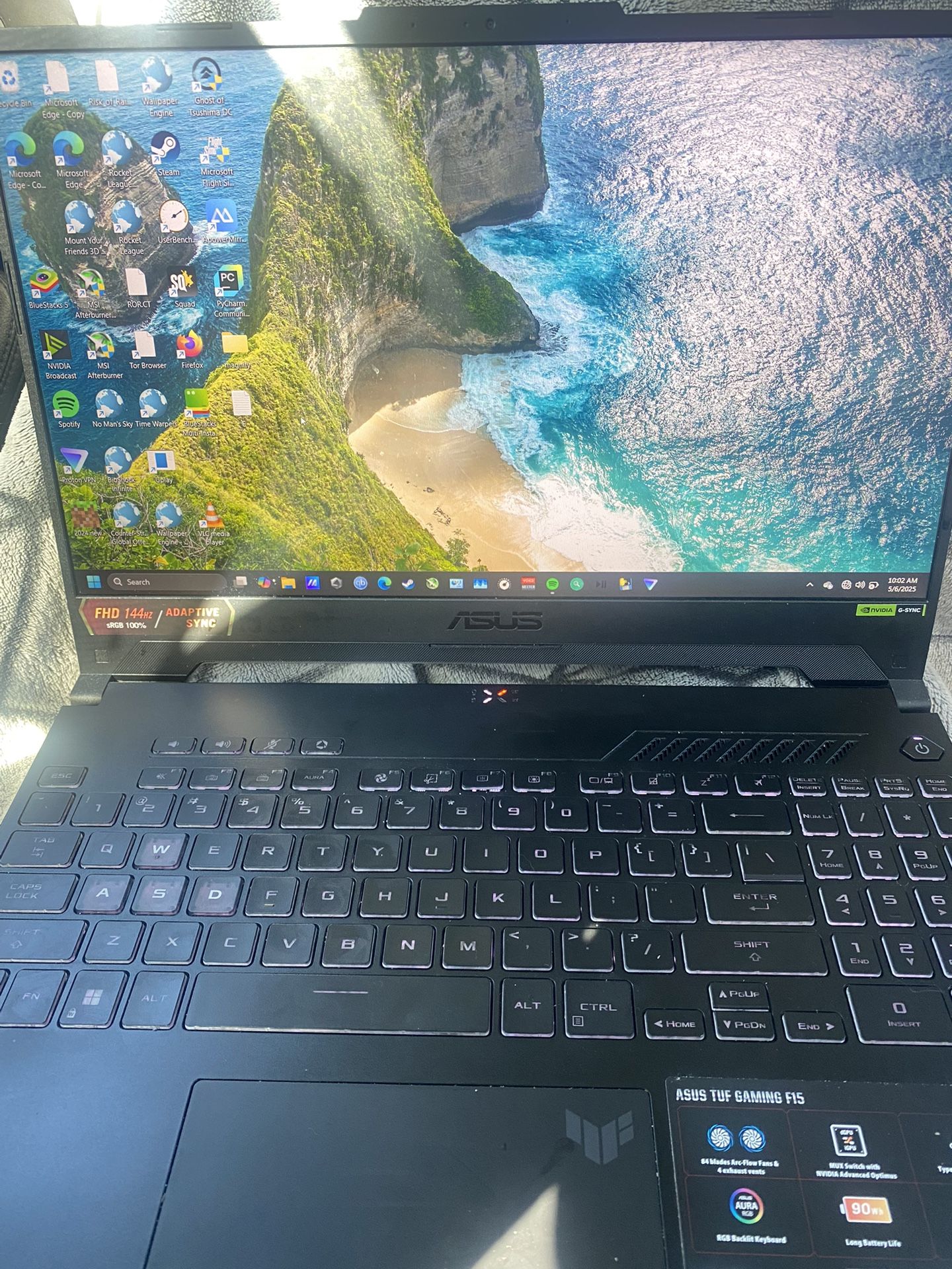 RTX 4070 gaming laptop ASUS