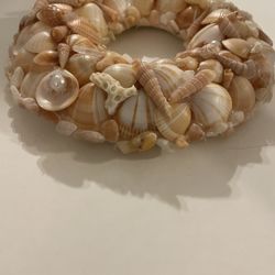 Small Shell Wreath