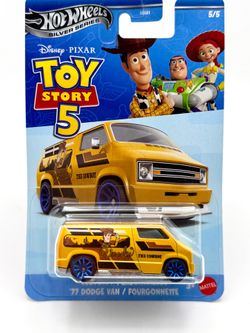 Hot Wheels Silver Series 1:64 Scale Diecast Model - 77 DODGE VAN / FOURGONNETTE (Toy Story 5)