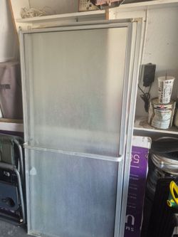 Shower doors with frame 30"W x 4ft H