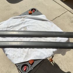 Jeep Cherokee OEM Roof Cross Bars