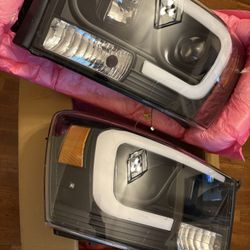 SPYDER HEADLIGHTS FOR DODGE RAM 