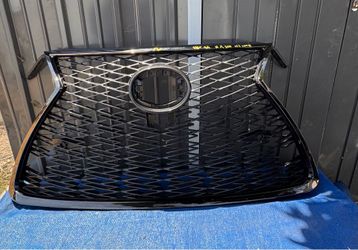LEXUS NX300 NX300-H GRILLE W/ CAMARA -SENSOR HOLE OEM (2018-2021)