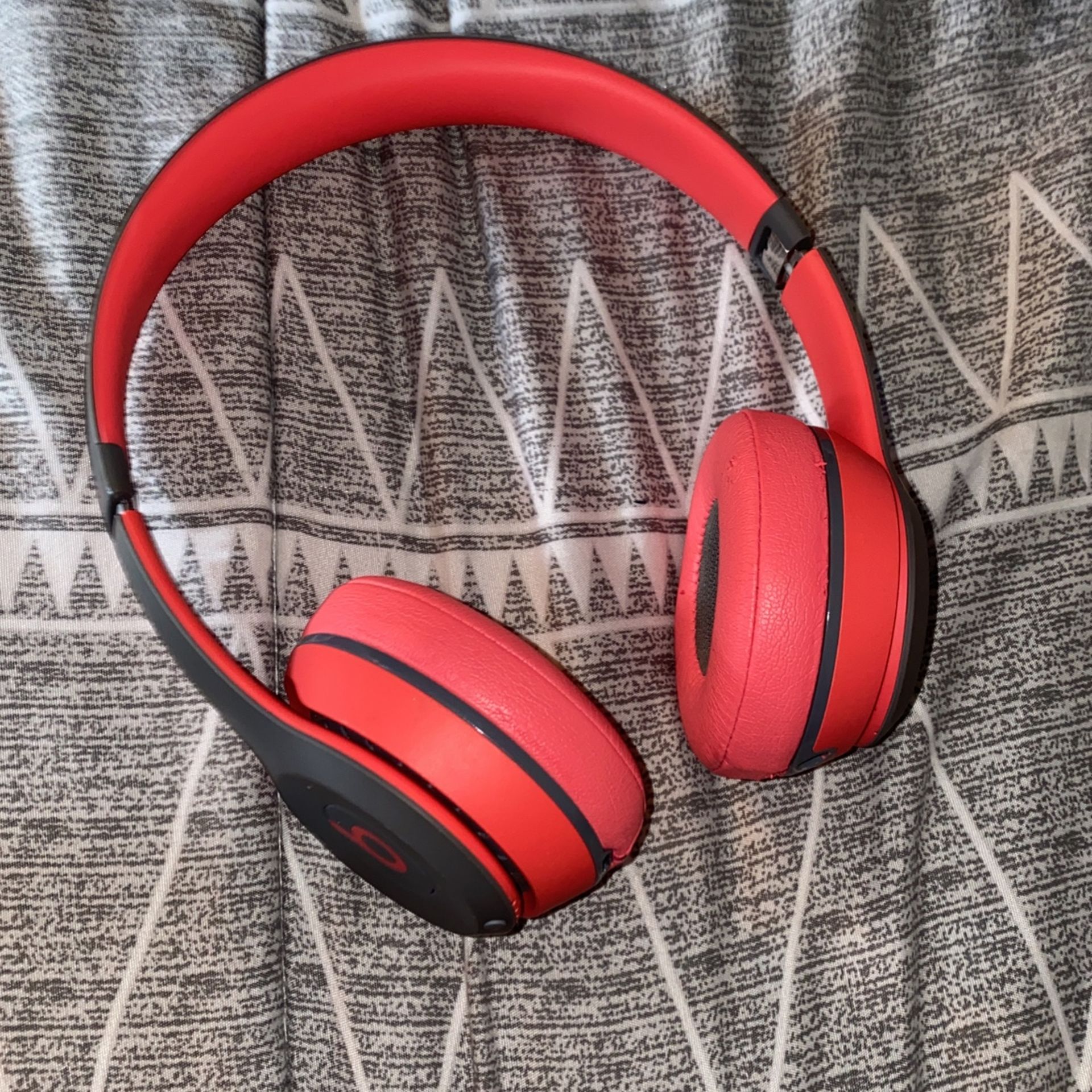 Beats Headphone for Sale in Randolph, MA OfferUp