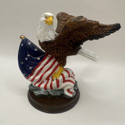 Statue of the American Flag & Eagle 4" Tall