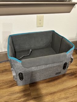Elevated Dog Car Seat