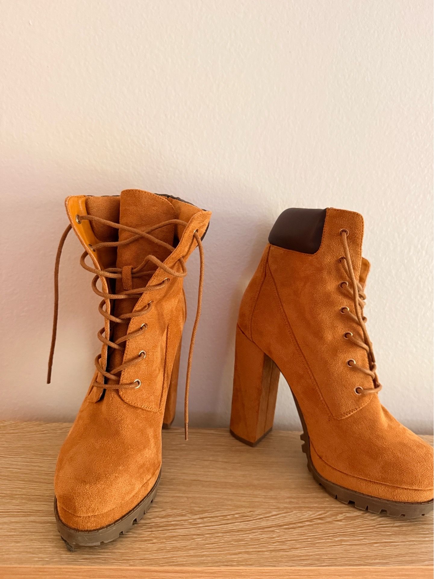 Womens brown boots