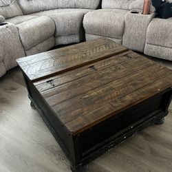 Small Storage/side table 