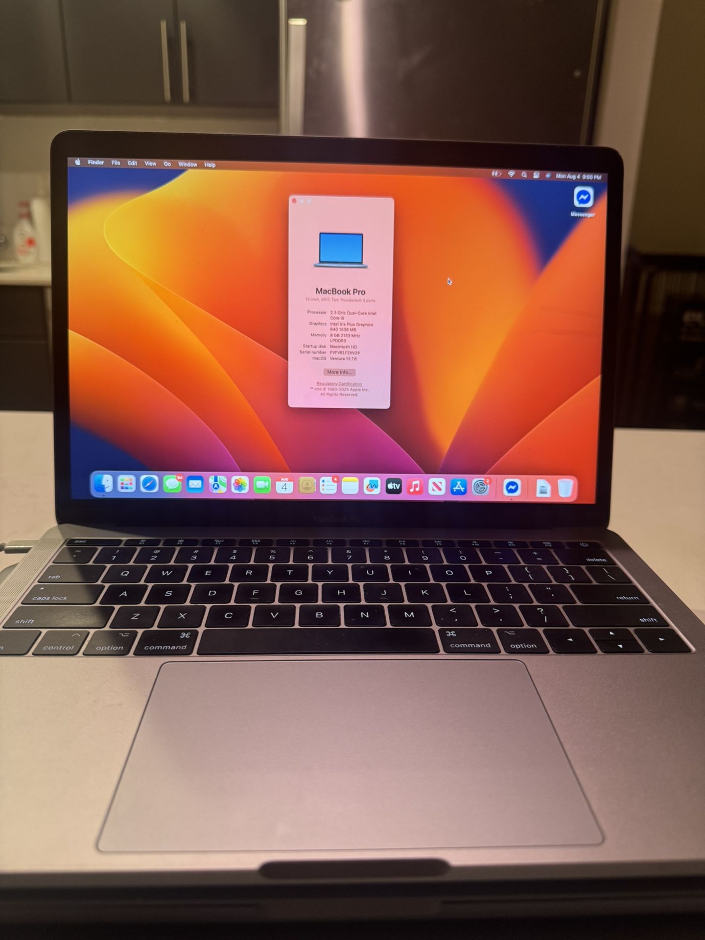 MacBook Pro (13 Inch 2017)