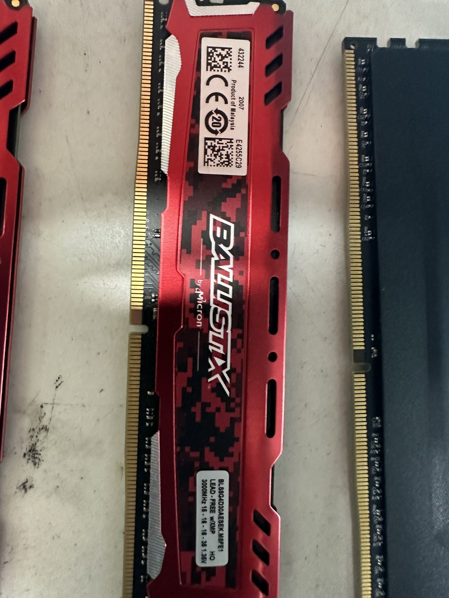 2x8 Ballstix Ram