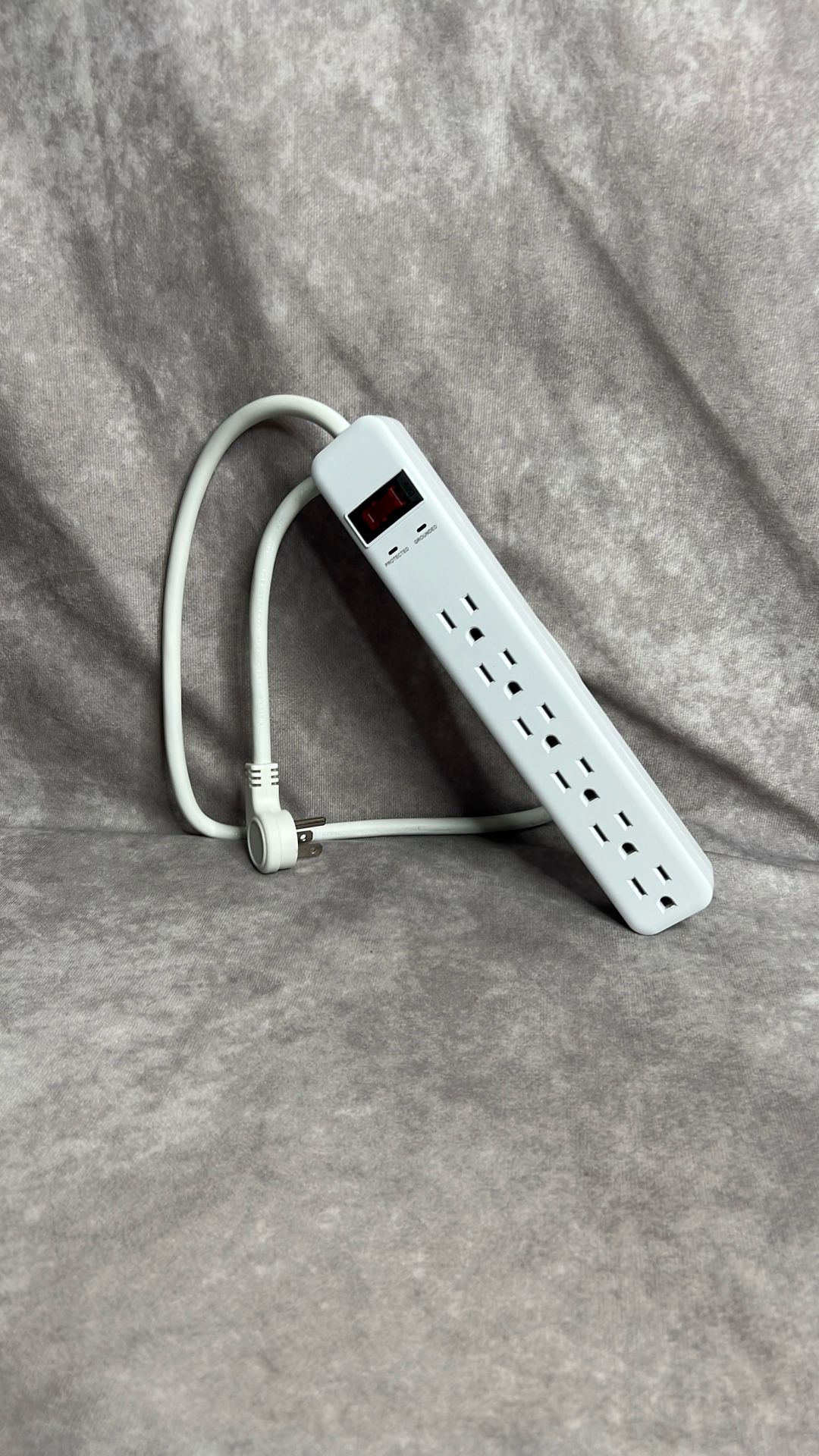 Mountable 6 Plug Surge Protector
