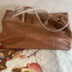 Pons Quintana genuine leather handbag made in Spain  pre owned  regular price when purchased was 320.00 now just 25.00 see all photos for marks and we