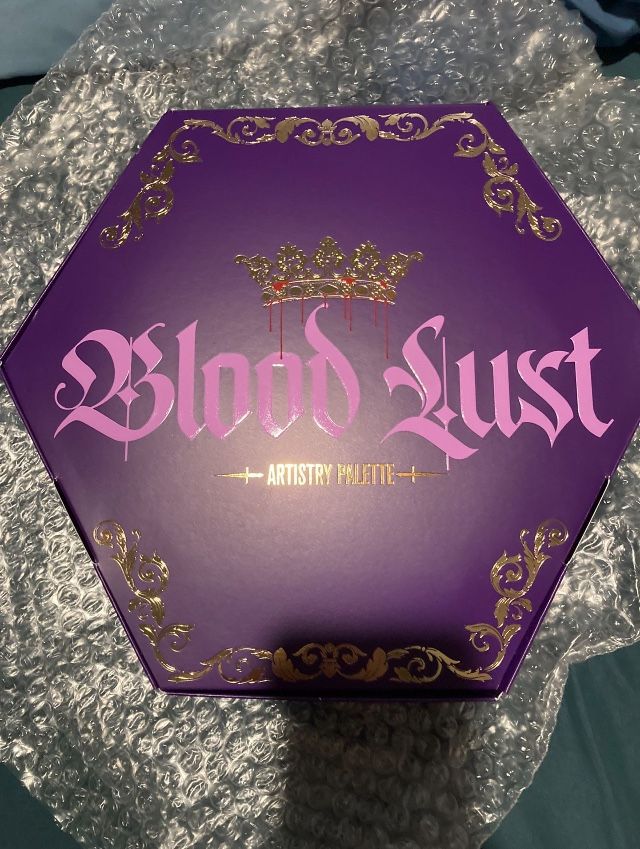 Jeffree Star Blood lust Palette