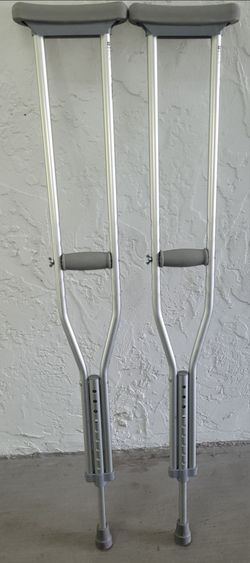 MEDLINE UNDERARM GUARDIAN CRUTCHES