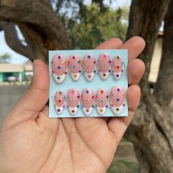 Press on Nails 