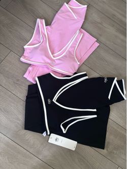 Alo Yoga Sets