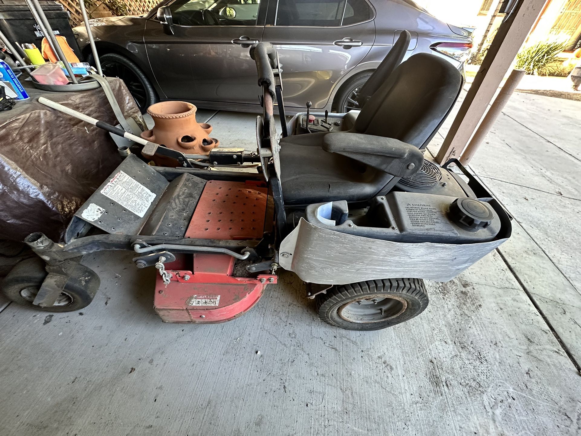 Gravely 34 Riding Zero Turn 