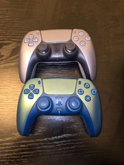 PS5 Controllers