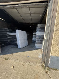 Mattress Factory Open To The Public
