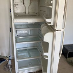 White Whirlpool Work Good 