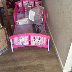 Minnie Mouse Bed Frame 