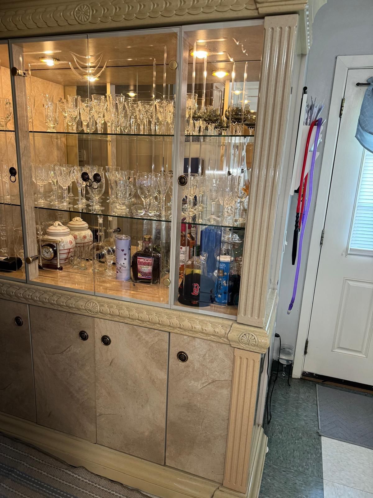 China Cabinet With Dining Table