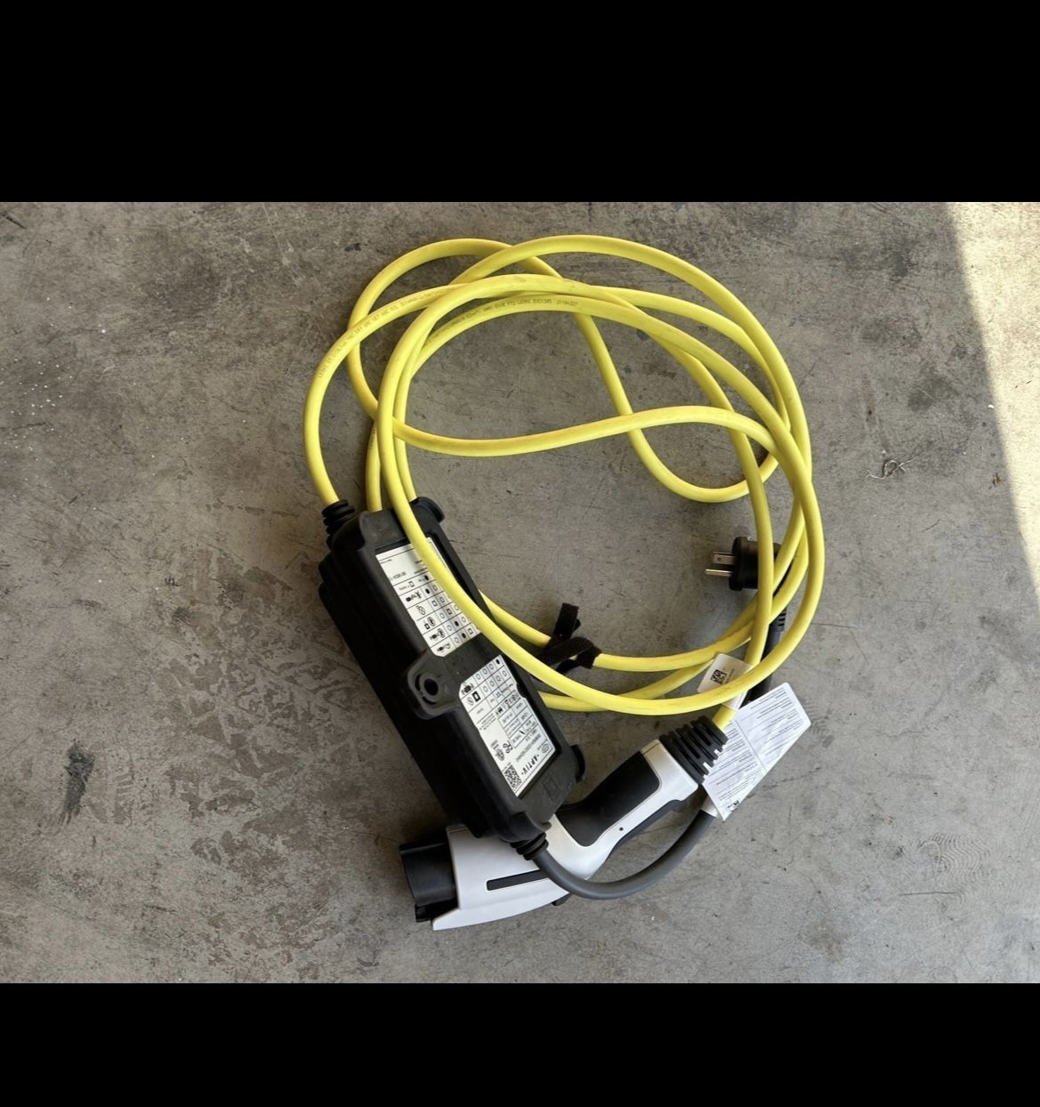 APTIV BMW Electric Charger