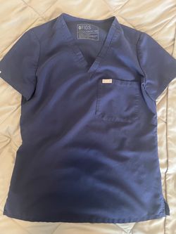 FIGS women’s Scrub Set