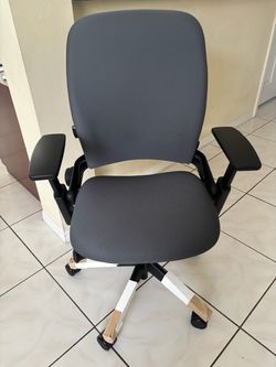 Steelcase leap chair NEW