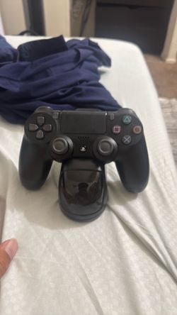 PS4 Controller