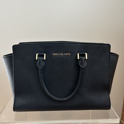 Michael Kors Women’s Purse