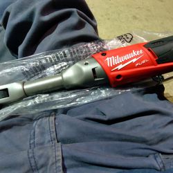 Milwaukee 3/8 Fuel Extended Ratchet Brand New