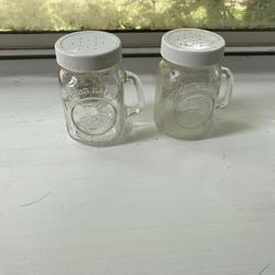 Mini Mason Jars Salt and Pepper Set