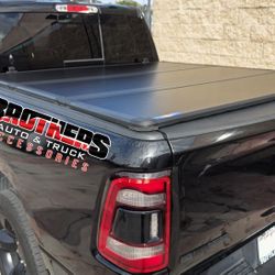 Tri-fold Bed Cover Tapaderas Para Trocas Bedliner Tapa de tres pedazos