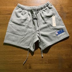 Fear Of God Essentials Shorts Grey Size LARGE 