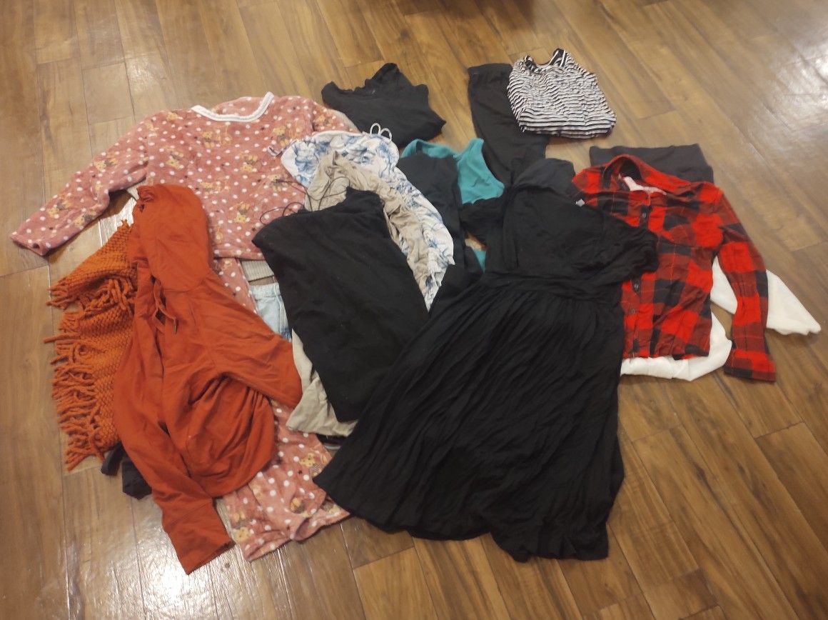 Women Clothes Dress Shorts Leggings Skirts Sweater Tops Jacket M/L Name Brands Trendy Clothes Outfits Gym Clothes More