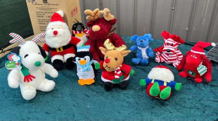 Whitman’s Snoopy and Holiday Plush Toy Lot.