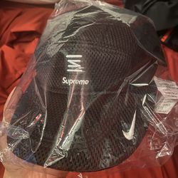 Nike SUPREME Hat 