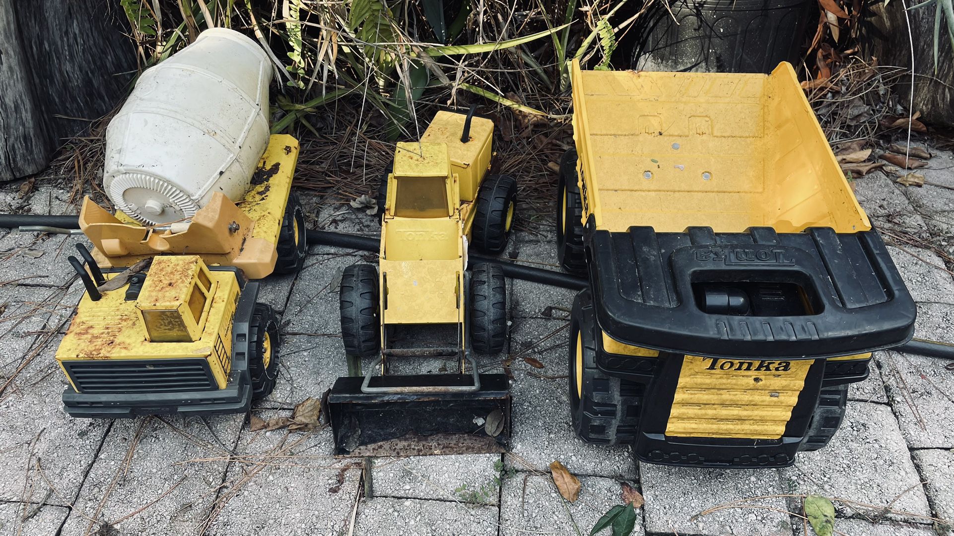 Tonka Trucks $75.00 CASH, TEXT FOR PRICES. 