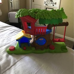 Fisher Price  Small Play House 