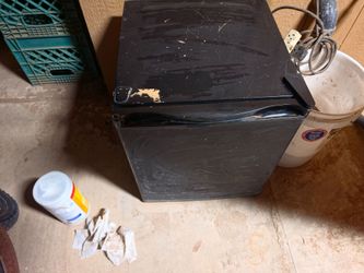 Mini Fridge