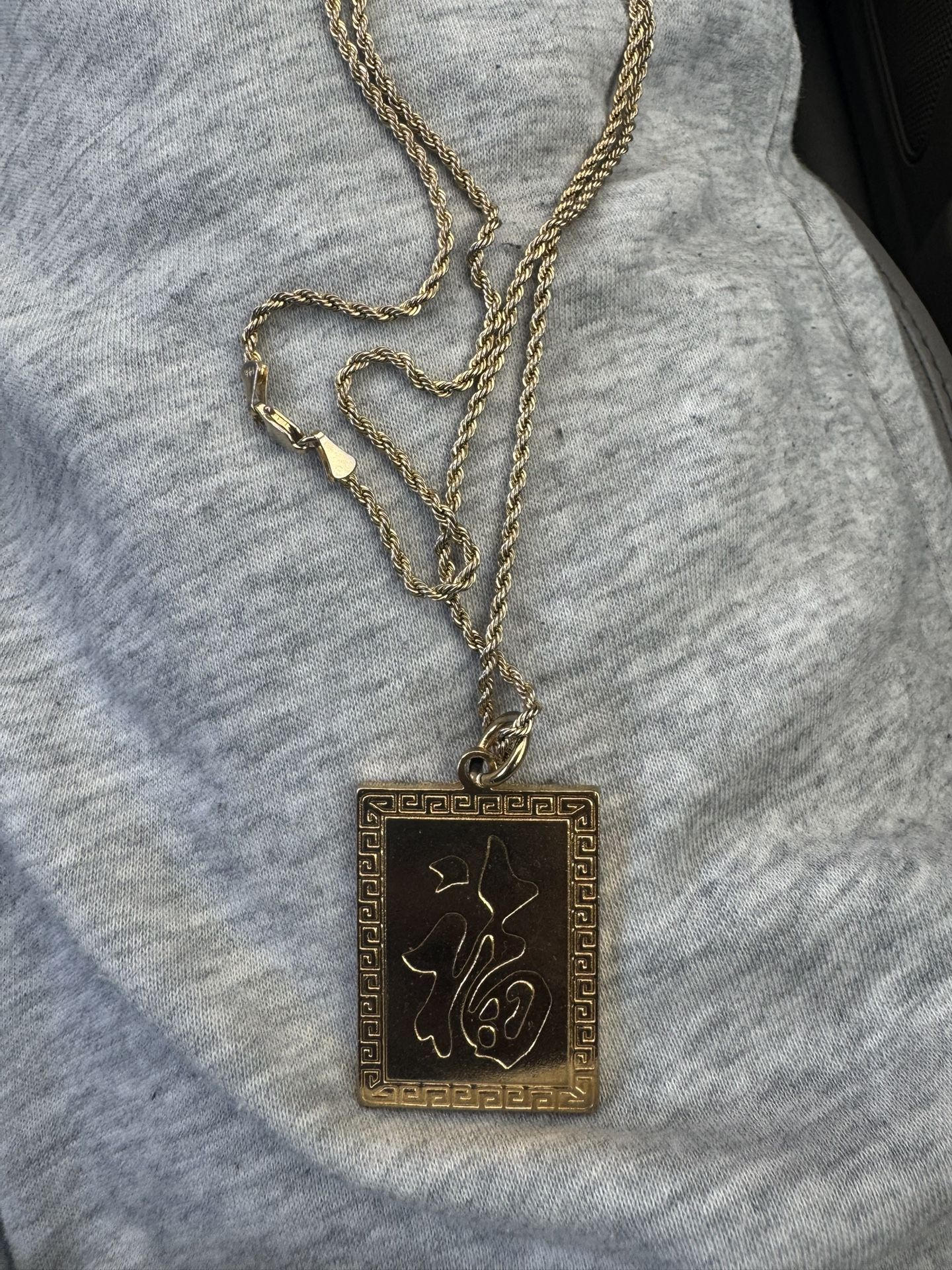 Gold Chain & Pendant